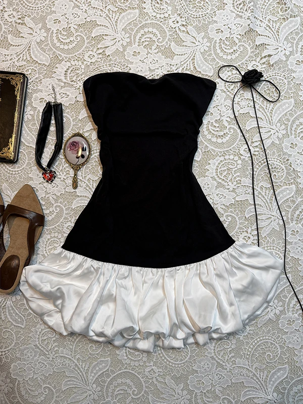 Vestido Tubo Preto Boho Original com Ombros Descidos para Mulheres, Saia Floral Vintage de Verão, Silhueta A-Line, Sem Mangas...