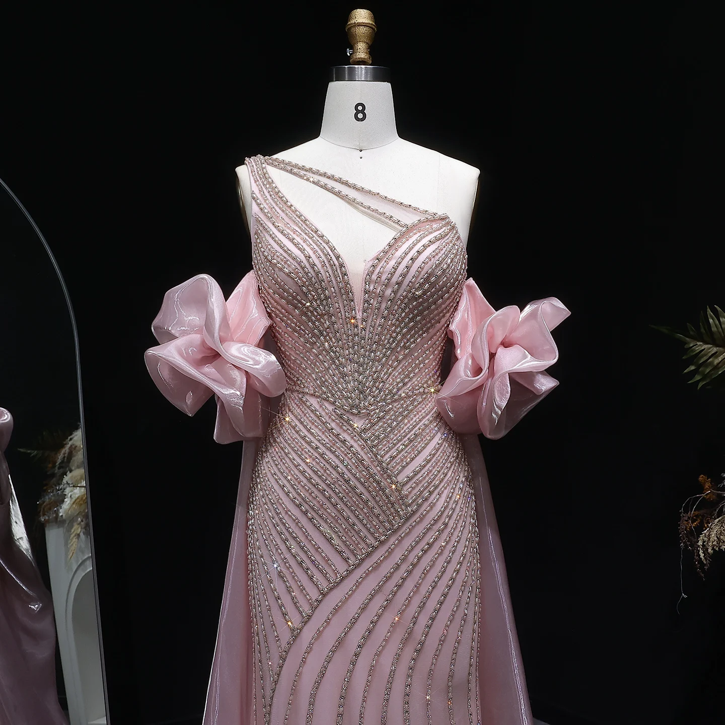 Sharon Said Dubai Luxuriöses Einschultriges Abendkleid mit Langer Schleppe, Stark Perlenbestickt, Saudi-Arabisches Damen-Abendkleid SS016 Maßanfertigung – Detail 17