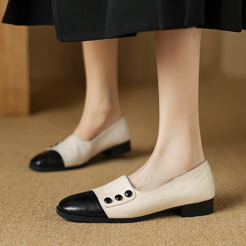 Women's Gatsby-Style Leather Loafers, Square Toe Low Block Heel Flats with Button Detailing Two-Tone Fashion Office Work Shoes