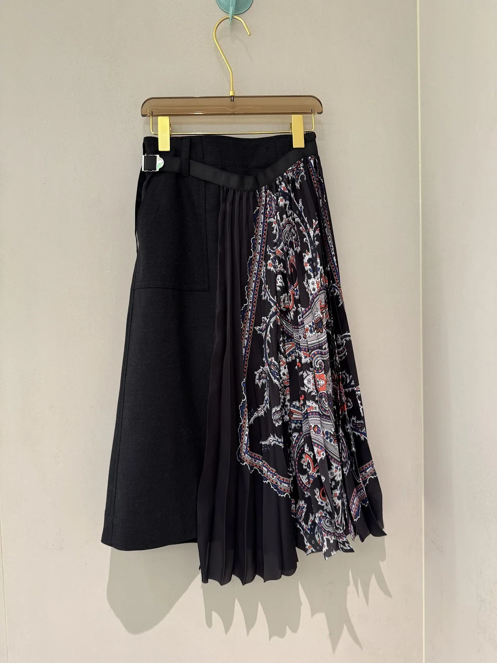 

Новое весеннее поступление 2026, минималистичная юбка в американском стиле, женская цветная лоскутная плиссированная юбка-миди с узором пейсли и завязками на талии