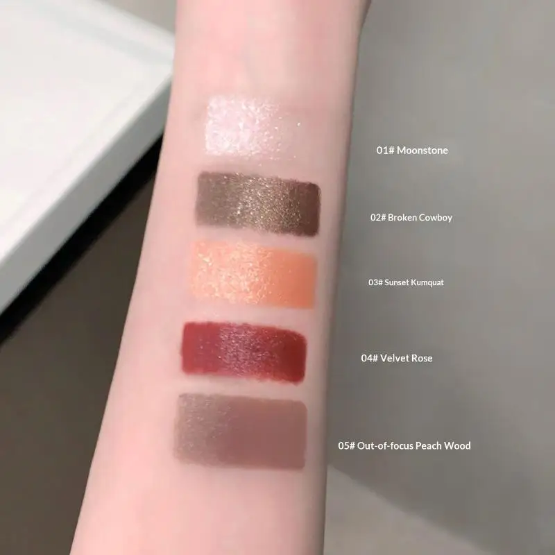Double-ended Eyeshadow Glitter Highlighter Brightening Pens With Pearly Matte Finish Eye Shadow Brush Combinations