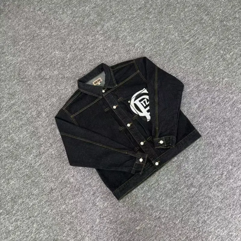 

Свободная джинсовая куртка в стиле ретро с вышитым буквенным логотипом в стиле ретро, молодежная модная повседневная одежда, длинная молодежная трендовая верхняя одежда све