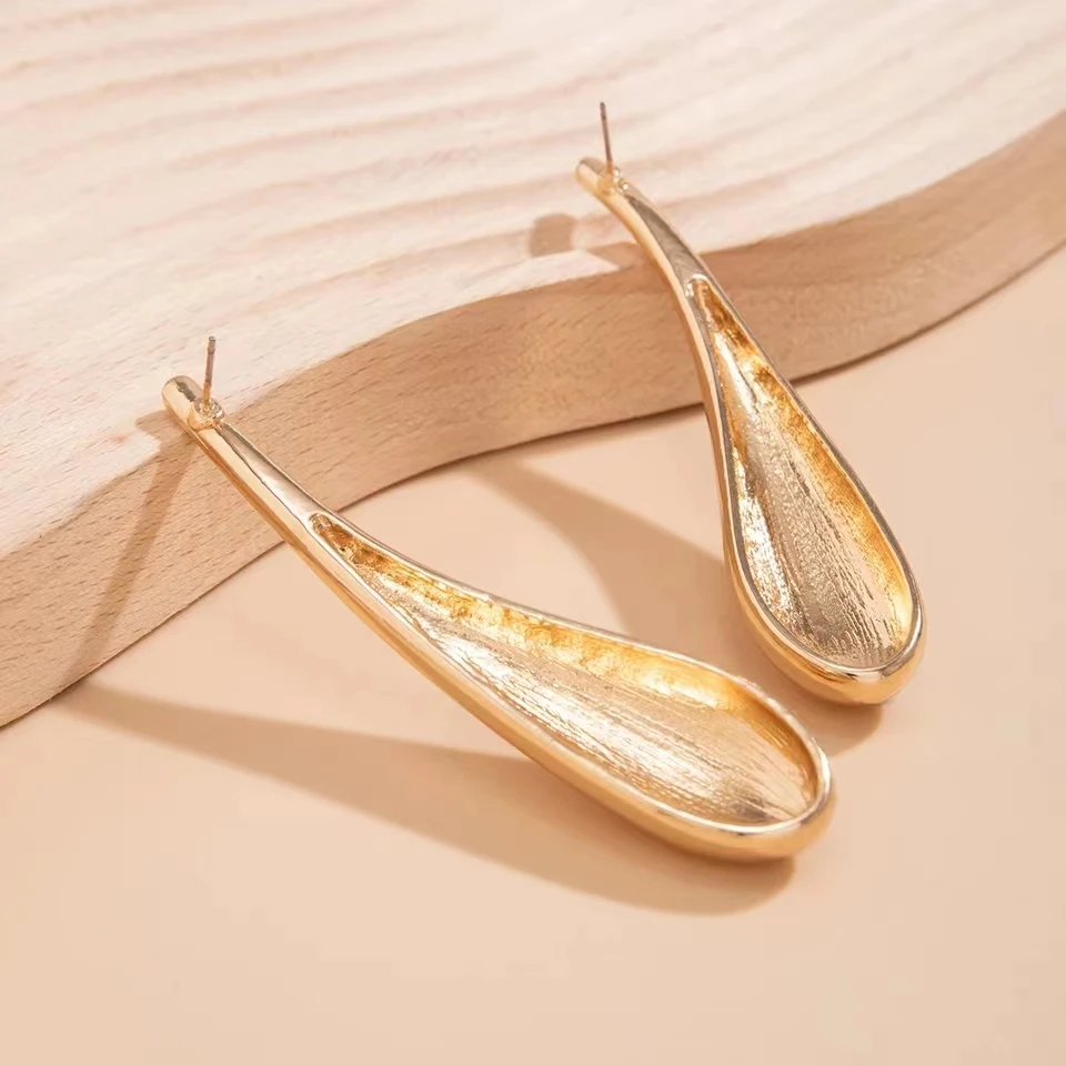 Exaggerated Geometric Big Water Drop Shape Earrings for Women Punk Luxury Gold Color Long Dangle Earrings Party Jewelry New Gift