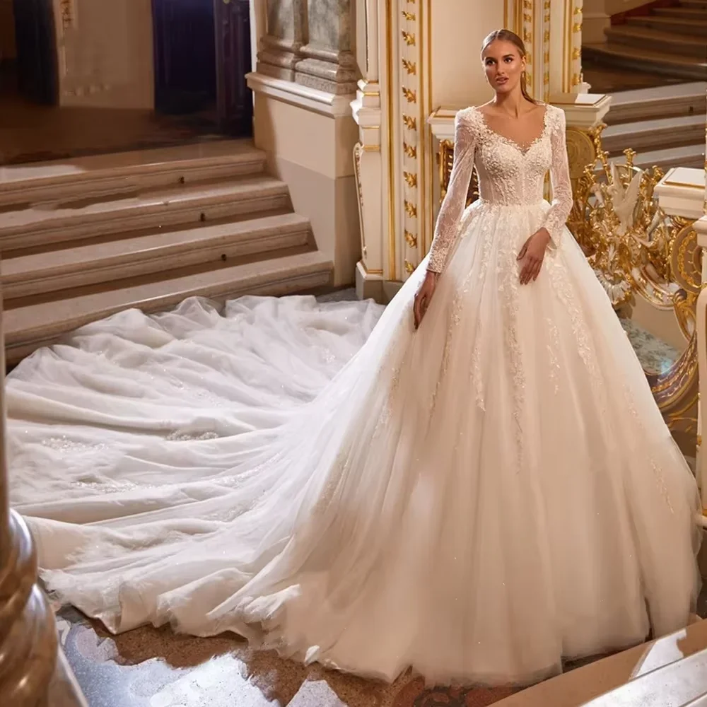 

Customized Long Sleeve Sweetheart Wedding Dresses Lace Applique Bridal Ball Dress A-line Sweep Train Robe vestido de noiva
