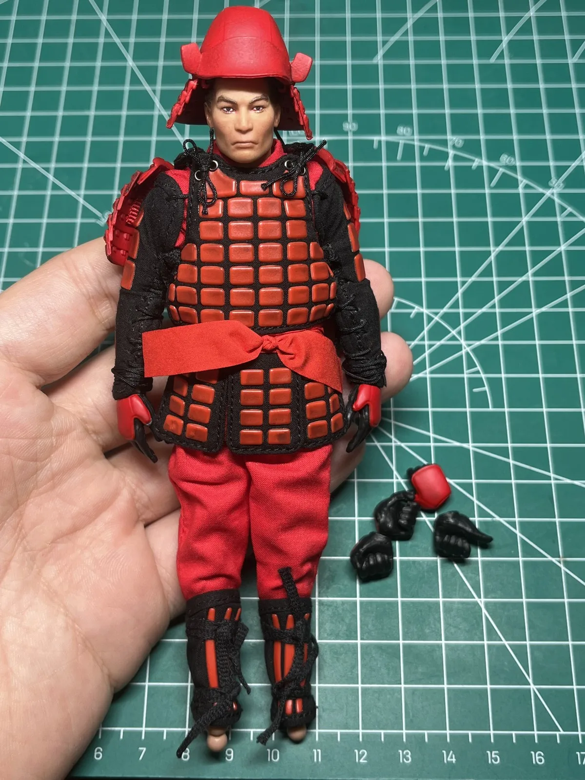 

DID XJ80016A 1/12 Scale Body Set Model 6''TheJapanese Warring States Red Team