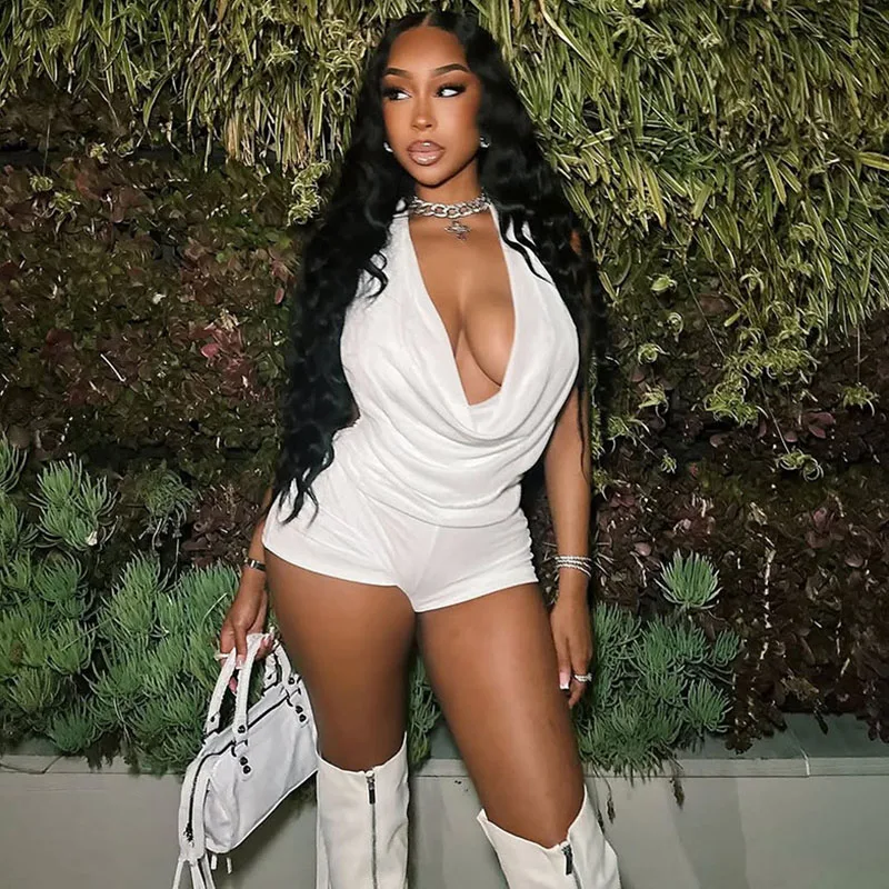 

Sexy White Club Festivals Outfits Women Two Piece Sets Nightclub Halter Backless V-neck Ruched Crop Top and Shorts Matching Sets