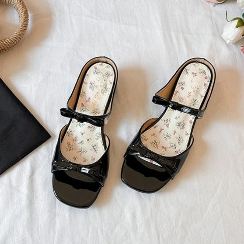 

Новые женские шлепанцы 2026 года с внутренней танкеткой, круглым и открытым носком, с цветочным бантом, на мягкой подошве, для весны и лета