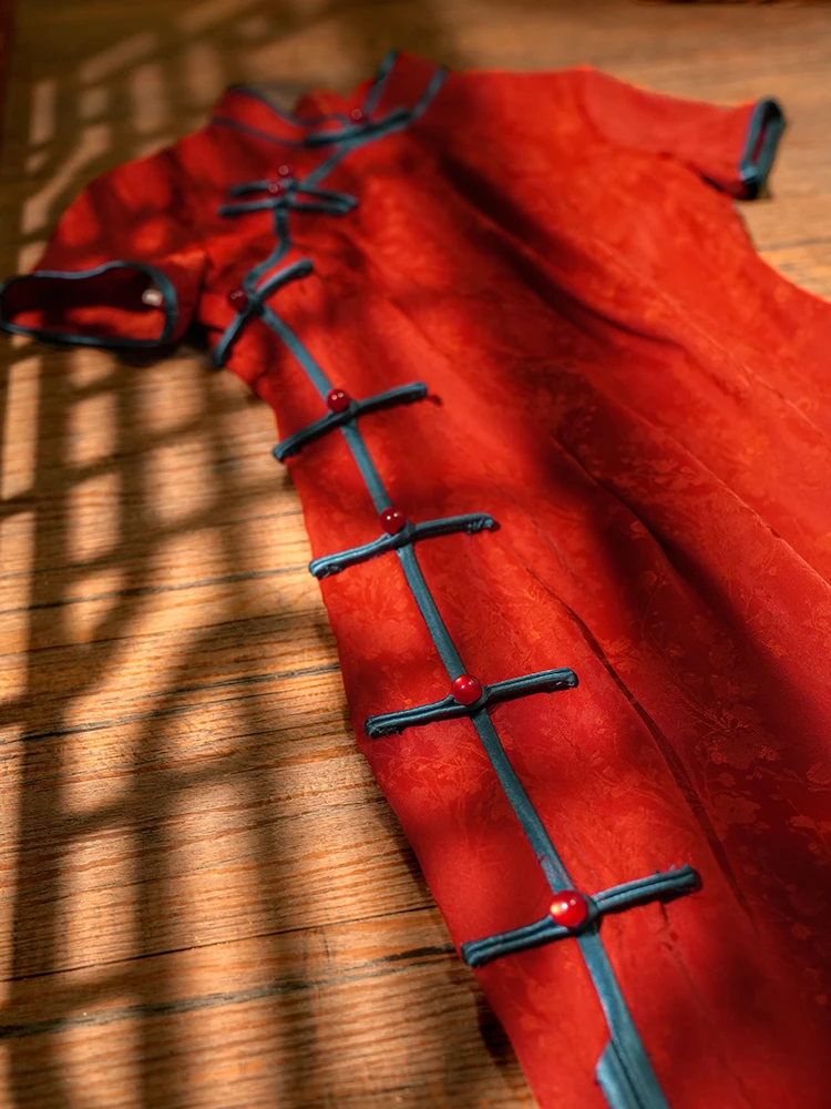 

Красное свадебное платье-ципао в китайском ретро-стиле с цветочным узором, длинное, с коротким рукавом, новинка