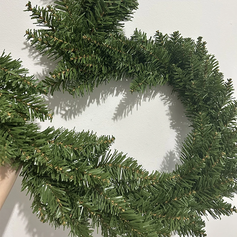Description Picture 2 of item30/40/50/60cm Green Pine Artificial Plants Christmas Decorations Hanging Wall Xmas Christmas Party Home Decor Round Garlands