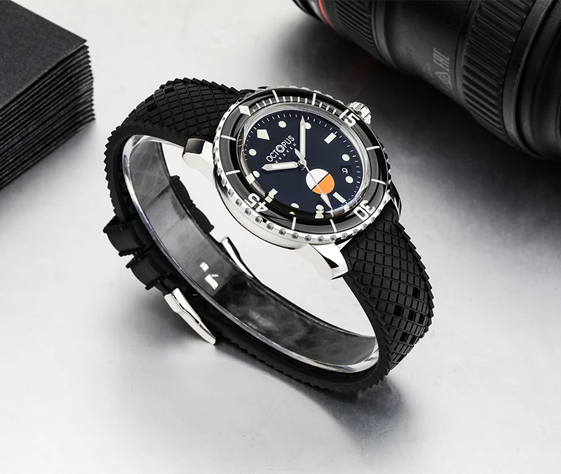 ساعة الأخطبوط كراكن للرجال SW200 حركة ساعة ميكانيكية أوتوماتيكية الياقوت كريستال 300 متر مقاوم للماء ساعة غوص ريترو