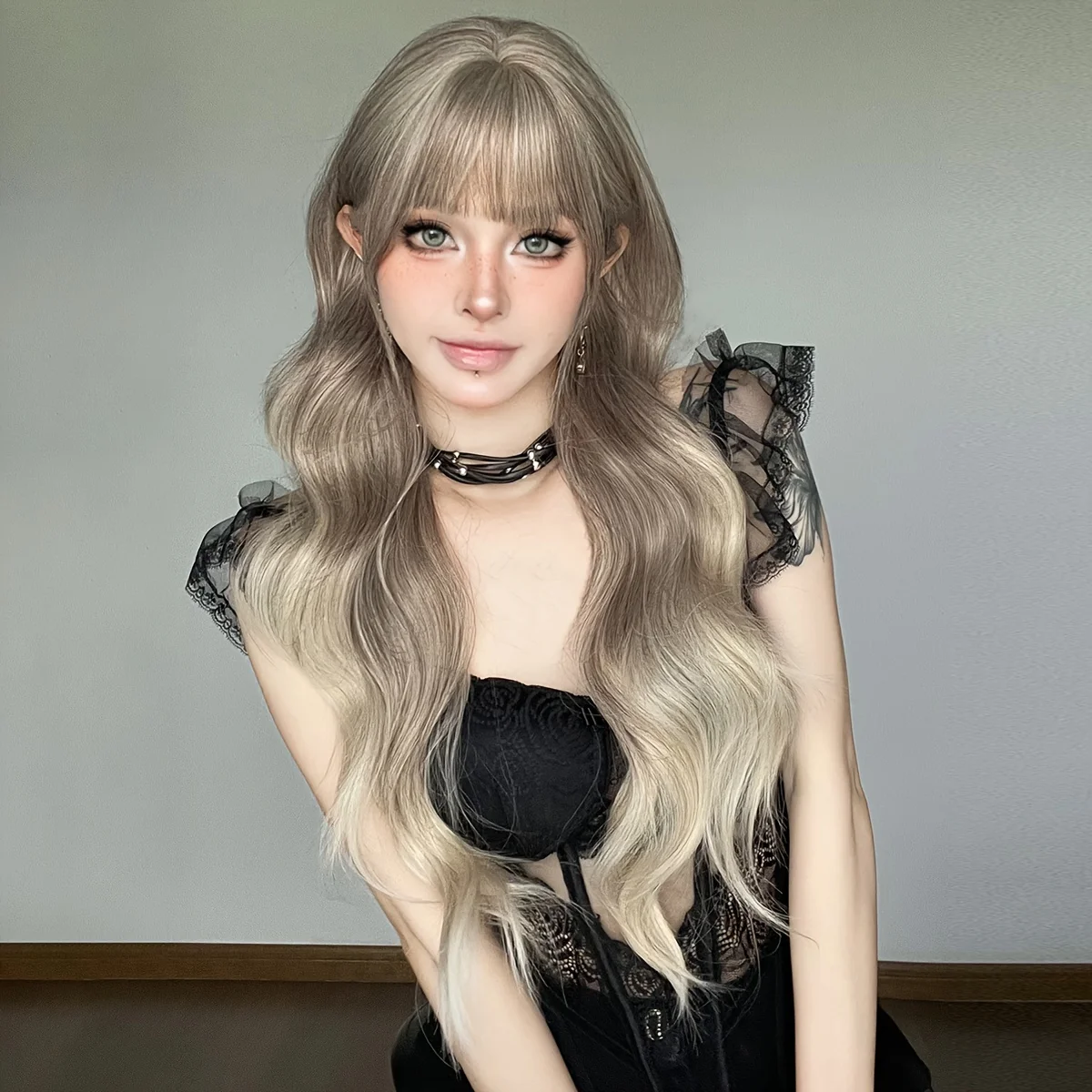 

Long Loose Curly Ombre Ash Brown Wigs with Bangs High Density Synthetic Fluffy Ombre Beige Wigs for Women Daily Party Use