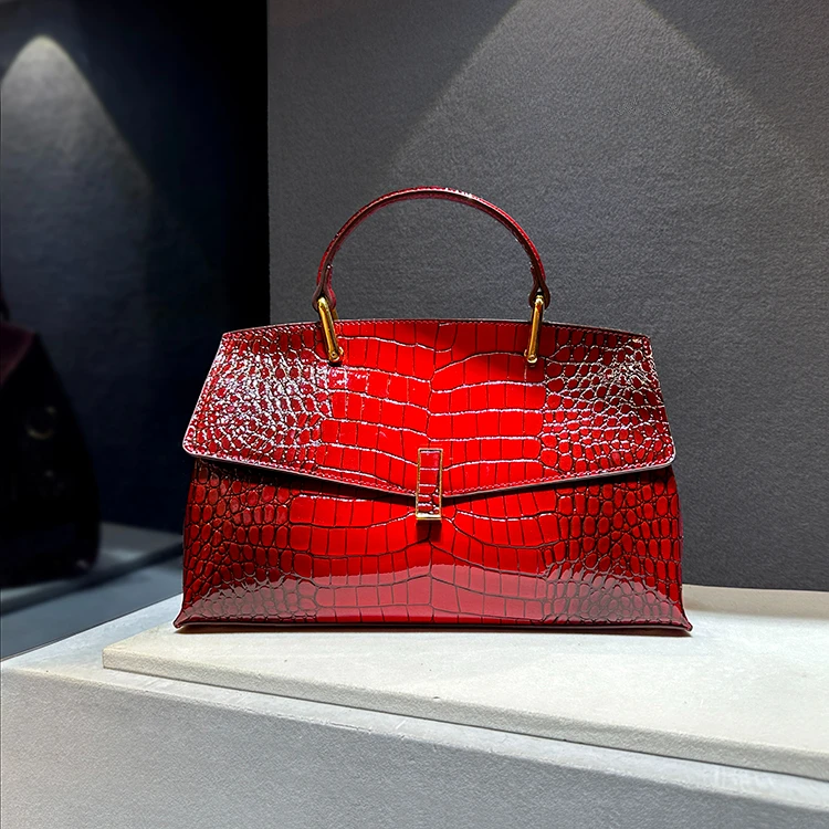 Luxury Designer Brand New High Quality Cowhide Large Capacity Fashion Crocodile Print Handbag for Women Hot Sale Free Shipping