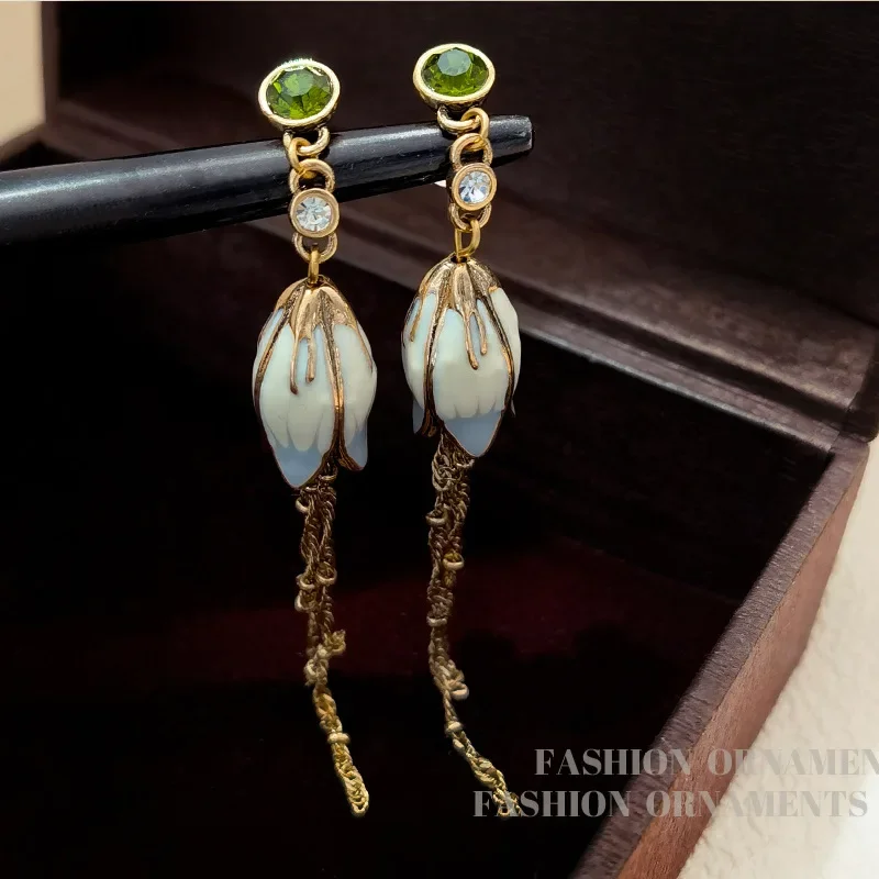 Thumbnail 3 - #32 Dangle Chain Earrings Comparison Guide