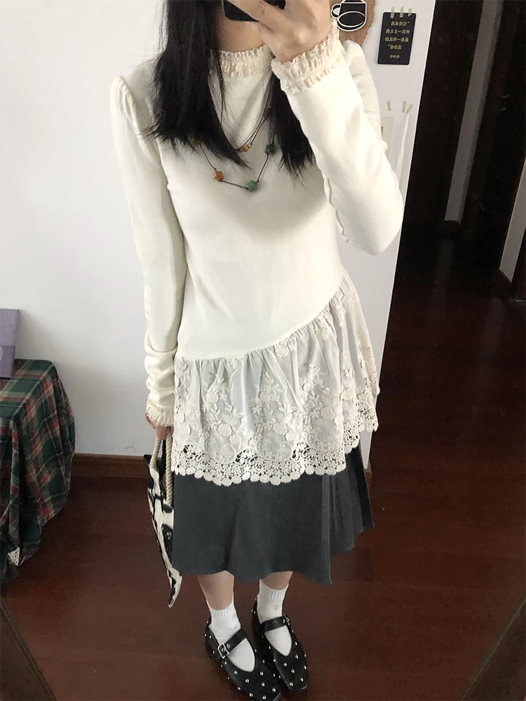 

Women's Lace Patchwork Slim Fit Long Sleeve T-Shirt Autumn Winter New Style Base Layer Shirt Inner And Outer Wear Top