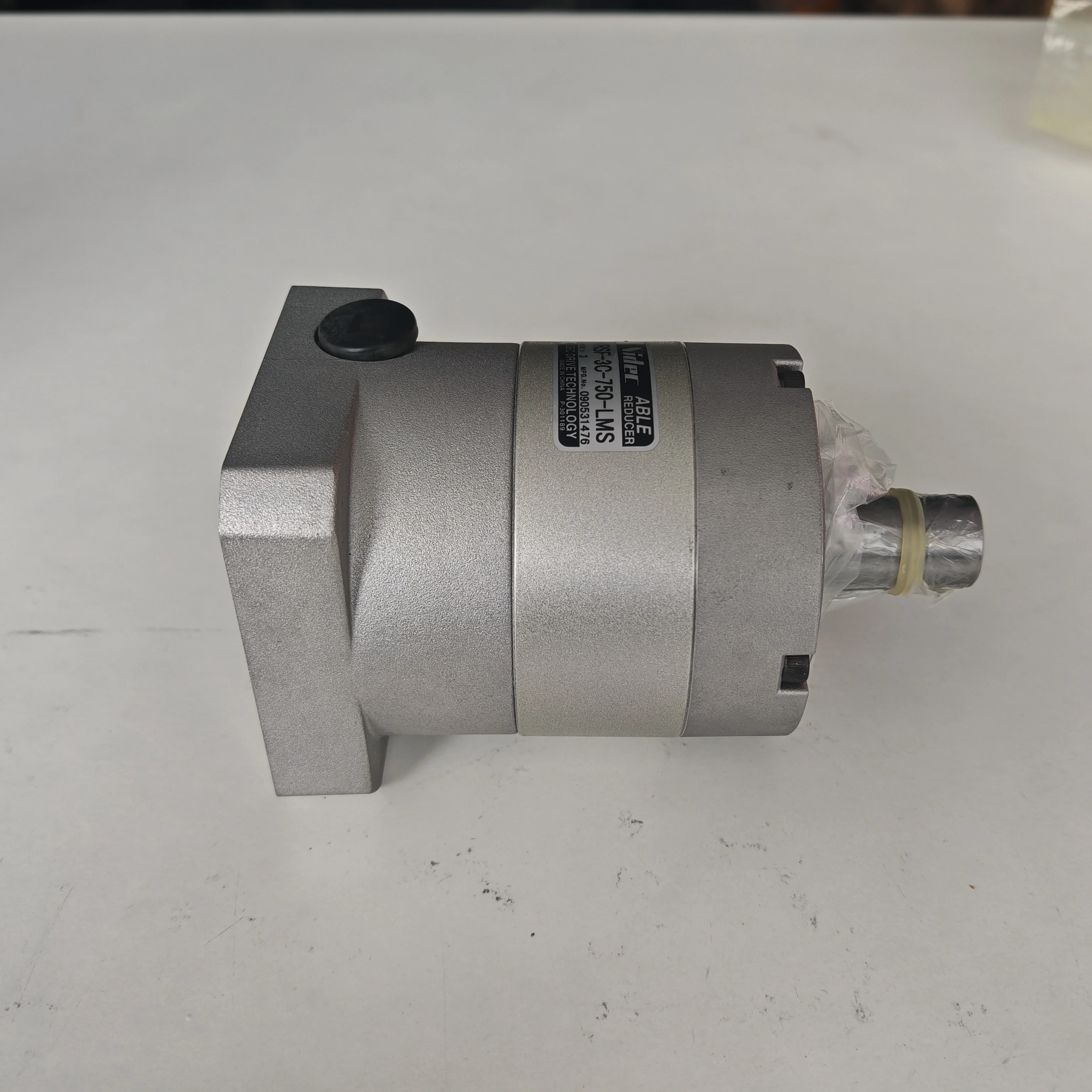 Nidec Shimpo VRSF-10C-750-LMS الكواكب 750 واط محرك سيرفو مخفض المكونات الصناعية #5