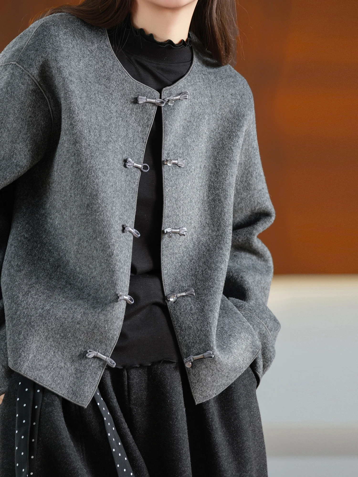 Heavyweight Soft Woolen Coat Women's round Neck Jacket Rabbit Ear Button Bone Inlay Lightweight Warm Polyester Fiber Coat