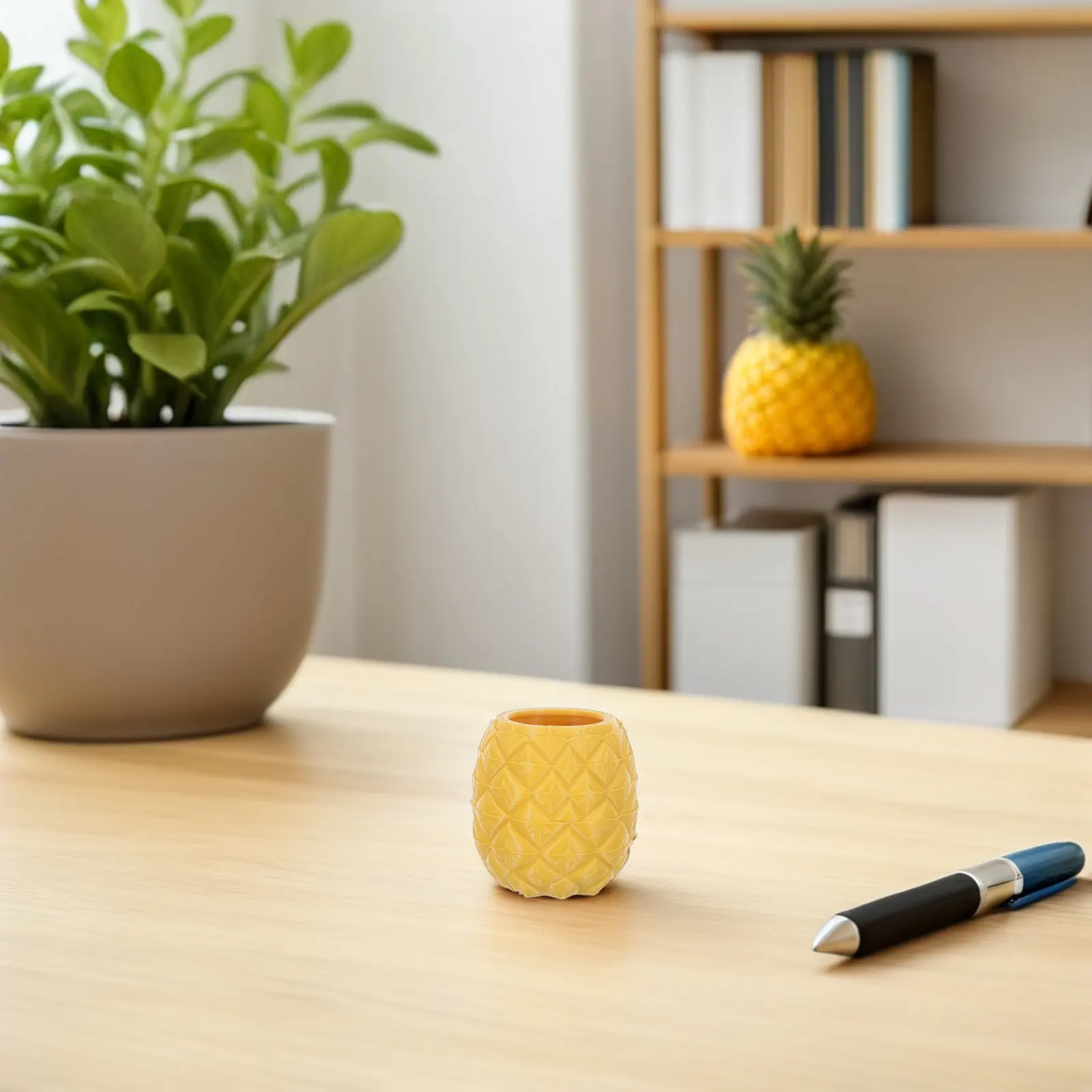 Pineapple Pen Holder – Bright Yellow Desk Organizer with Stable Base for Office, School & Home