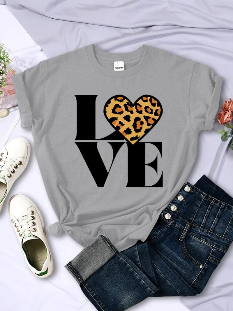 Women T Shirt Fashion Casual Short Sleeve Hip Hop Cool Clothes Breathable Oversize Tshirt Female Vintage Leopard Love Forever