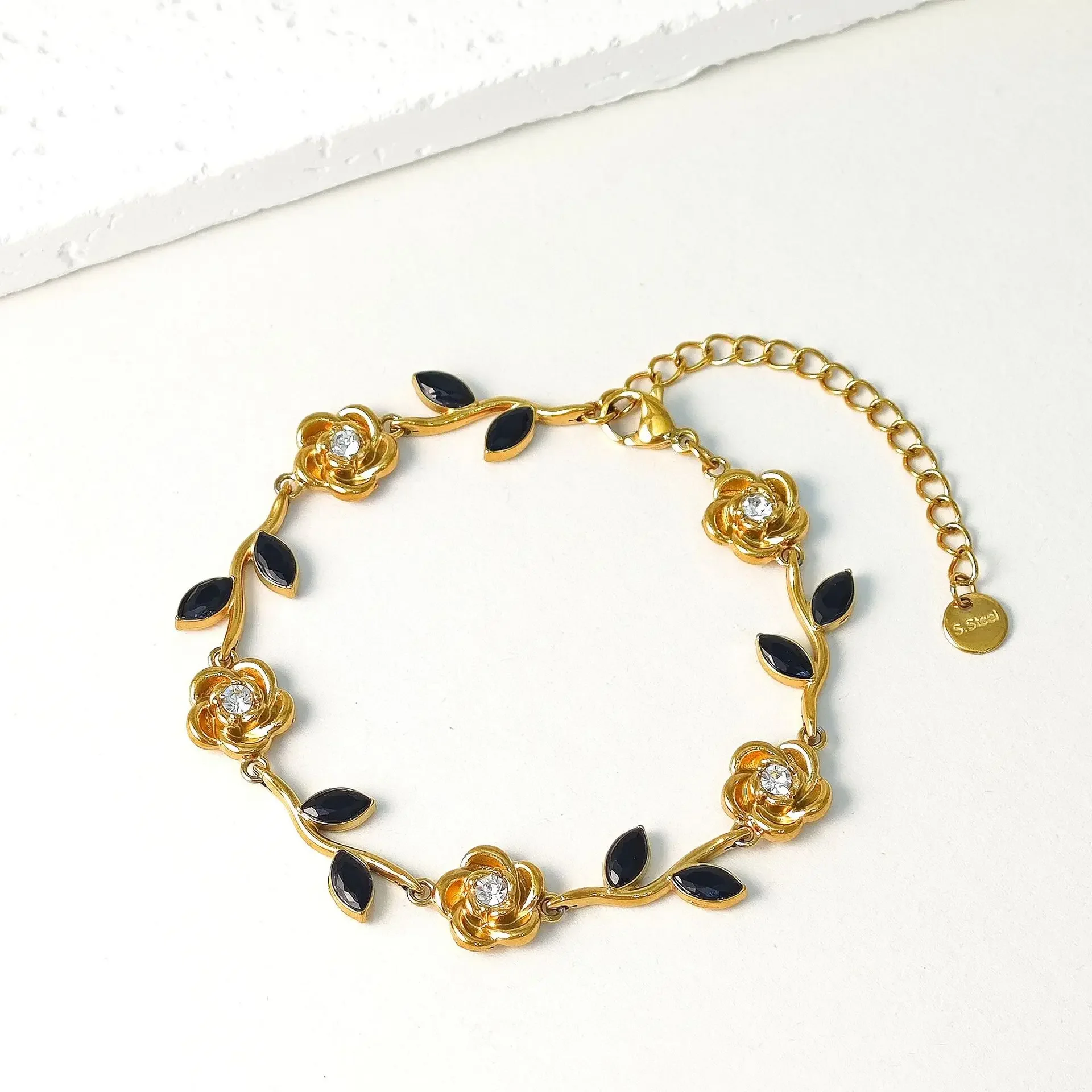 Cross-border 2026 hot-selling European and American style new luxury style qile bracelet full of diamonds rose jewelry bracelet