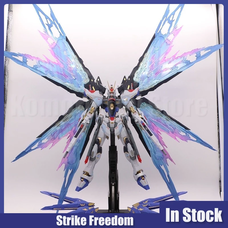 

Mg 1/100 Daban 8802s Assembly Model Kit Strike Freedom Mech Robot Action Figure Soul Blue Ver Style Color Model Collect Toy Gift