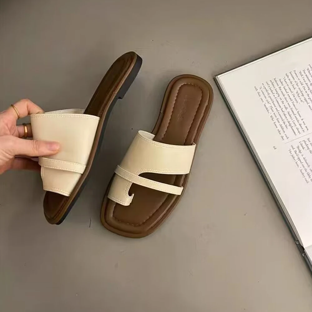 2024 Hot Summer Leisure Slides Plus Size Classics Low Heel Slippers Women Black White Beach Flats Sandals Flip Flops Women Shoes