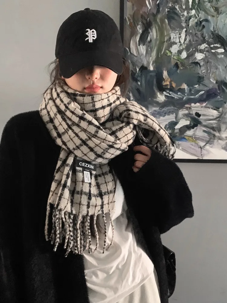 

Модный кашемировый шарф в стиле Xiang для женщин, зима 2024, новый высококачественный теплый шарф, белая шаль для двойного использования