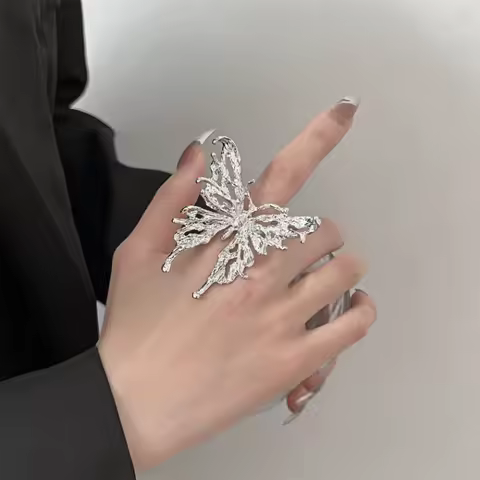 2025 New Fashion Silver Color Liquid Metal Butterfly Ring for Women Punk Exaggerated Open Adjustable Rings Aesthetic Y2K Jewelry