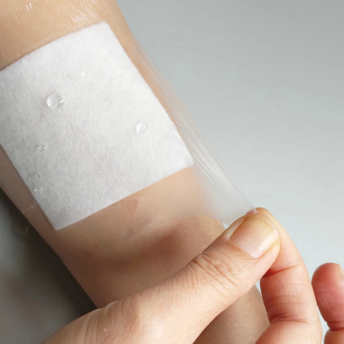 30 Stück wasserdichte Wundauflagen, weiche Mullpflaster, latexfreie Bandagen, selbstklebende Wundauflagen, hautfreundlich – Detail 7