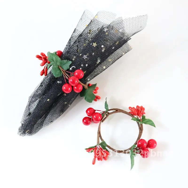 

Simulation Red Berry Christmas Garland Napkin Ring European Hotel Towel Ring American Style Holiday Decoration Candle Ring