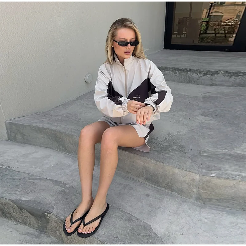 Farbblock-Zweiteiler mit Reißverschluss, Langarm-Stehkragenjacke, Sportshorts mit elastischem Bund, Damen 2026 Sommer Casual Chic Sets – Detail 13
