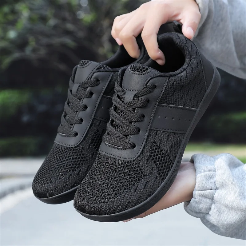 

Comfort Wide Foot Design Couple Mesh Casual Outdoor Sports Shoes