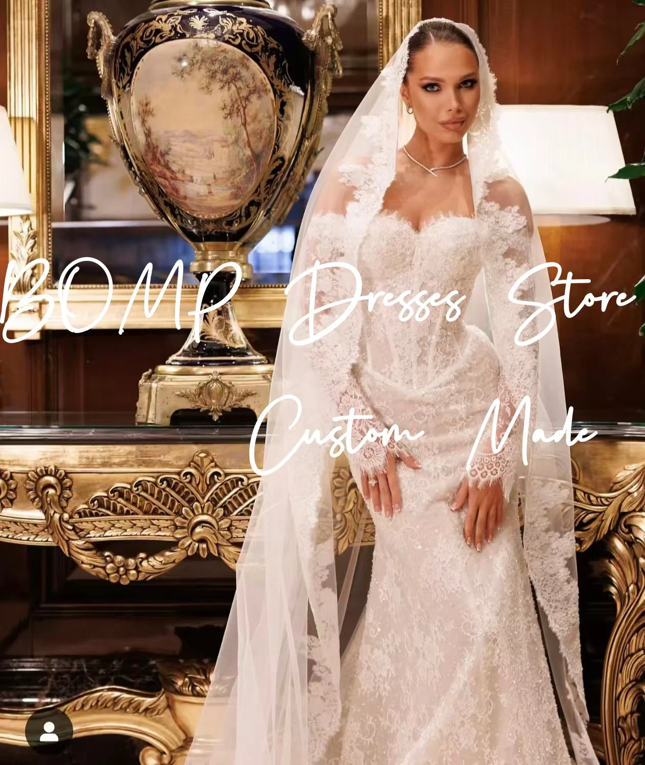 Suknia ślubna BOMP w stylu vintage, biała koronka, dekolt w serduszko, odkryte ramiona, długie rękawy, plisowana, krój syreny, suknia ślubna szyta na miarę, Vestido de novia