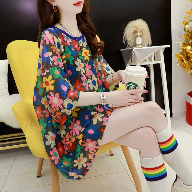 

Flower Short Sleeve T-Shirt Women's Mid-Length round Neck Design Trendy Half Sleeve Top for Summer 2023