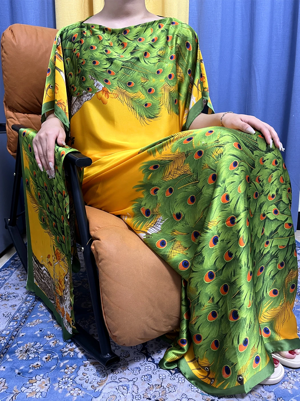 Muslim Silk Abayas For Women Floral Feather Pattern Soft Holiday Loose Femme Robe Dubai Islam African Dresses With Hijabs Scarf