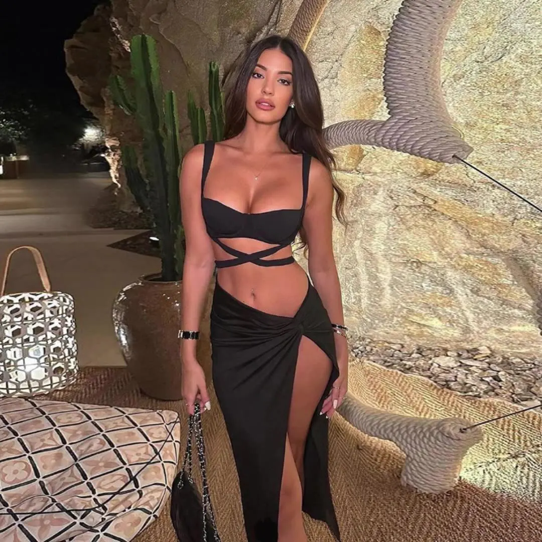 

2026 Summer New Women's Clothing Low-cut Open-button Vest Slim-fitting High-waisted Split Skirt Set