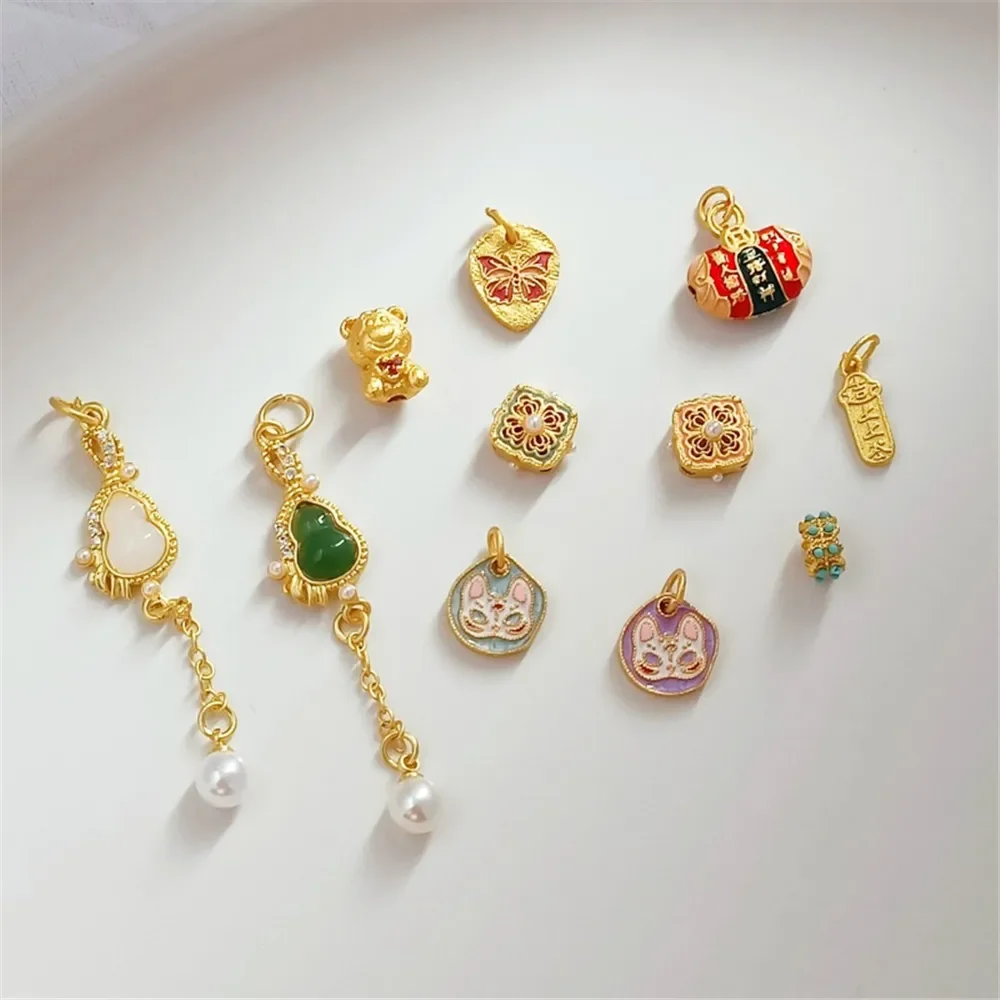 

18K Sand-gold Burnt Blue Strawberry Bear Lucky Bag, Gourd Pearl Pendant, Hand-woven Bracelet Necklace Accessory