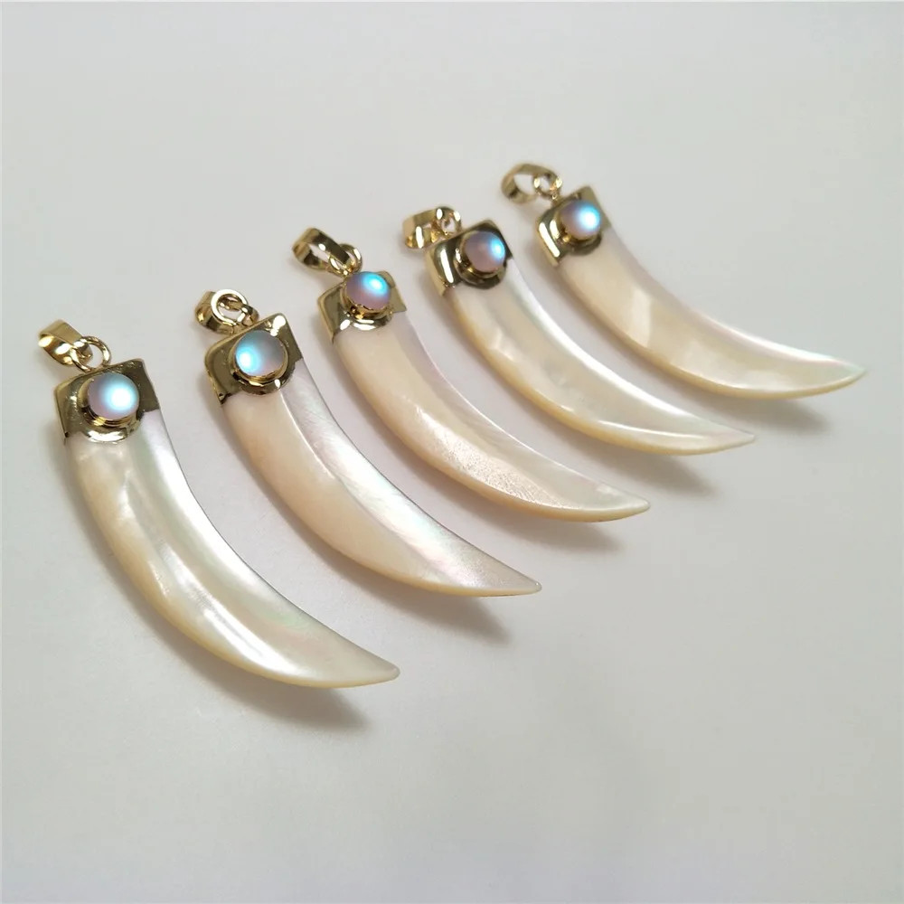 1 Pc Natural Irregular Shape Shell Inlaid Artificial Opal Pendant, Long Horn Women\'s Necklace To Make Accessory PD093