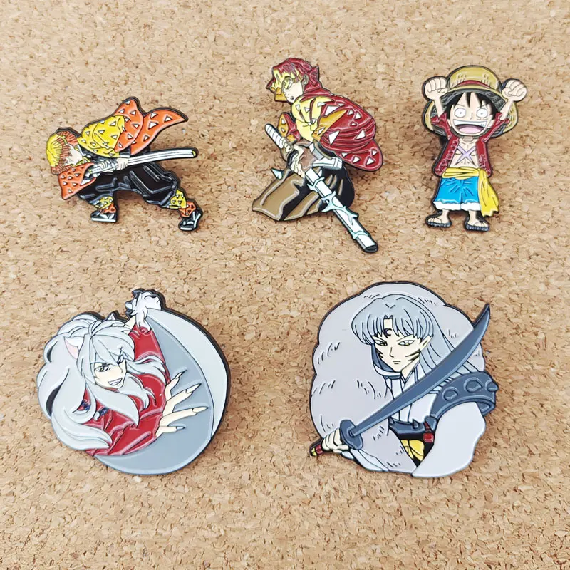 Pin de solapa de Anime divertido, broche esmaltado de espadachín de cómic japonés, insignias