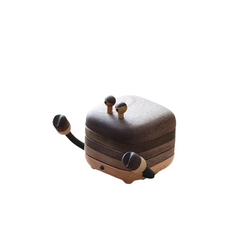 

Crab creative coaster Japanese black walnut lacquered cute pet ornament solid wood cute kung fu tea saucer heat insulation pad