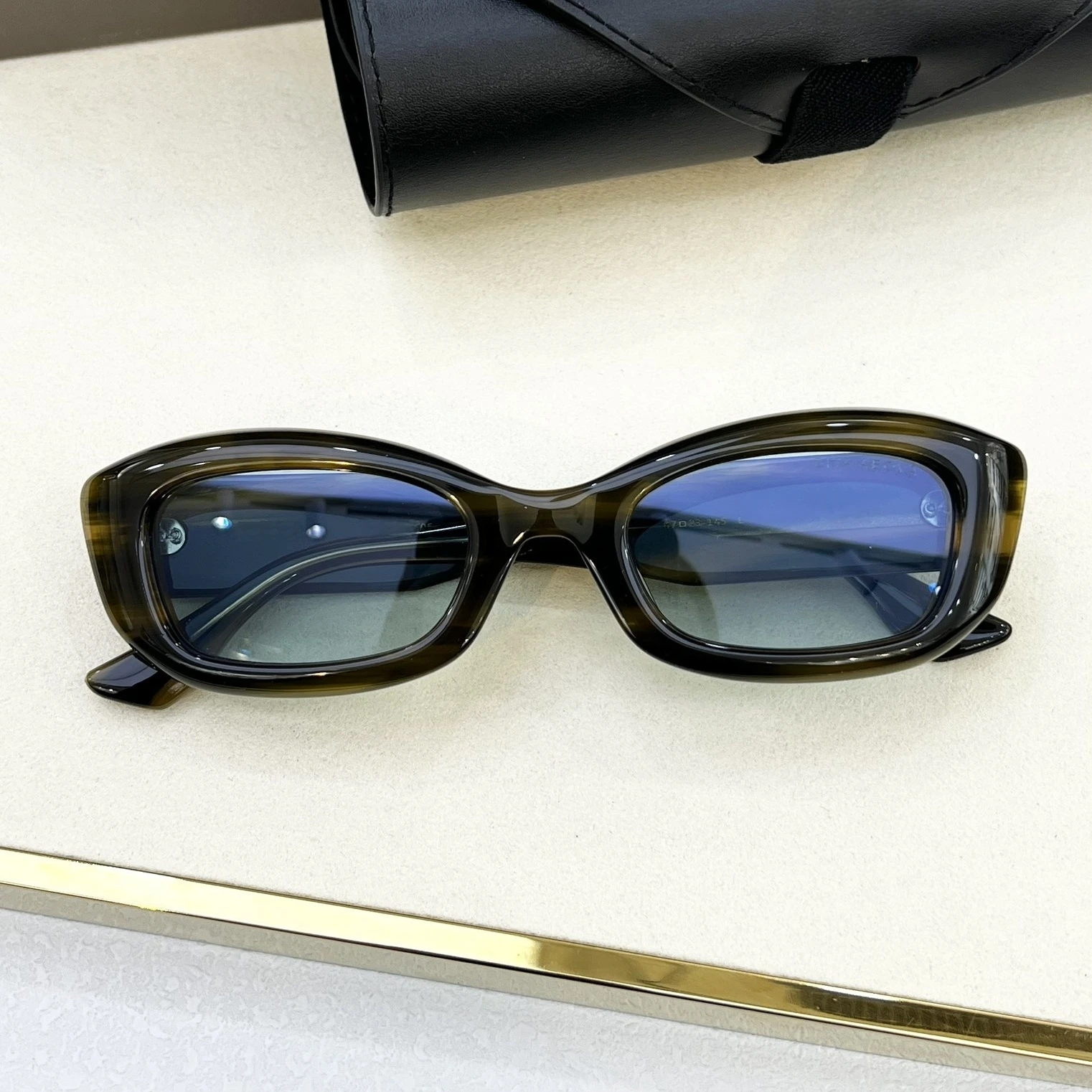 خمر lrest de sol mujer شعبية سميكة خلات البيضاوي AEOVA طبعة محدودة نظارات شمسية للحفلات DTS729 نظارات شمسية للرجال