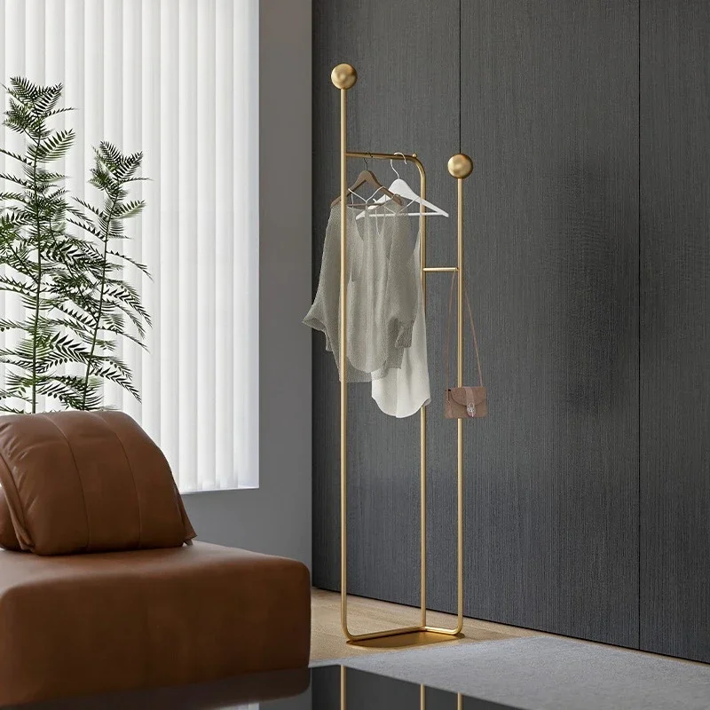 Italienischer Stil, leichter Luxus, Kleiderbügel, Boden, Schlafzimmer, Kleidung, Haushalt, Wohnzimmer, Kleidung