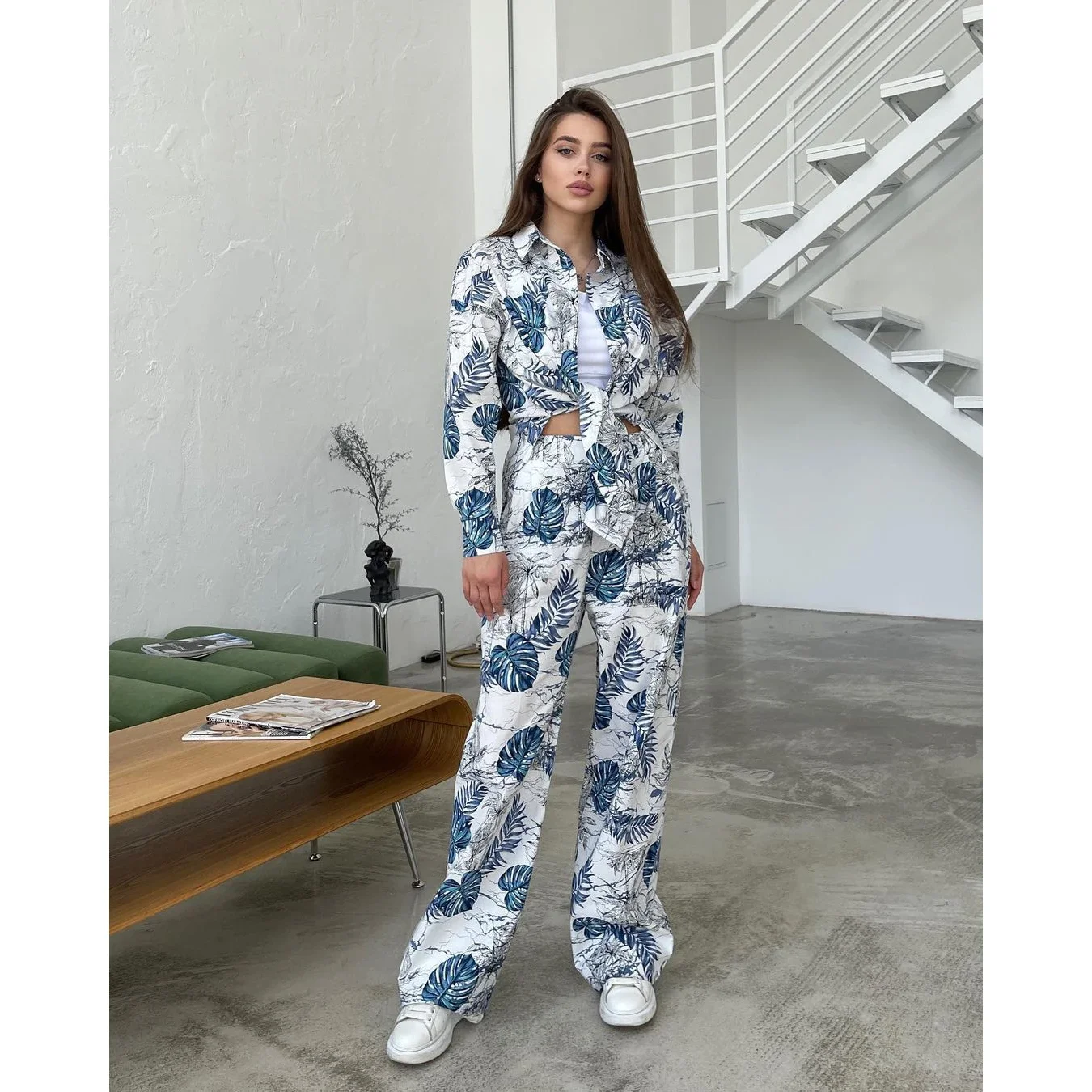 

Модный свободный топ с принтом, высокая талия, широкие брюки, женский повседневный комплект, новинка 2025 года, удобный наряд с длинными рукавами