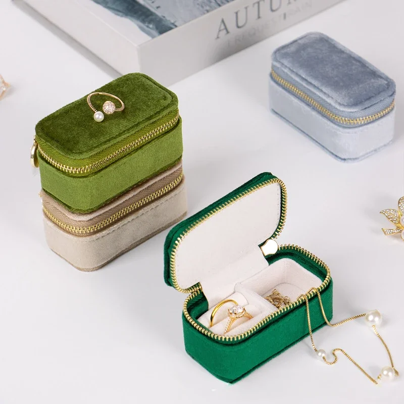 Velvet Mini Ring Box Portable Travel Earrings Holder Storage Box Creative Velvet Ring Box bolsitas para bisuteria