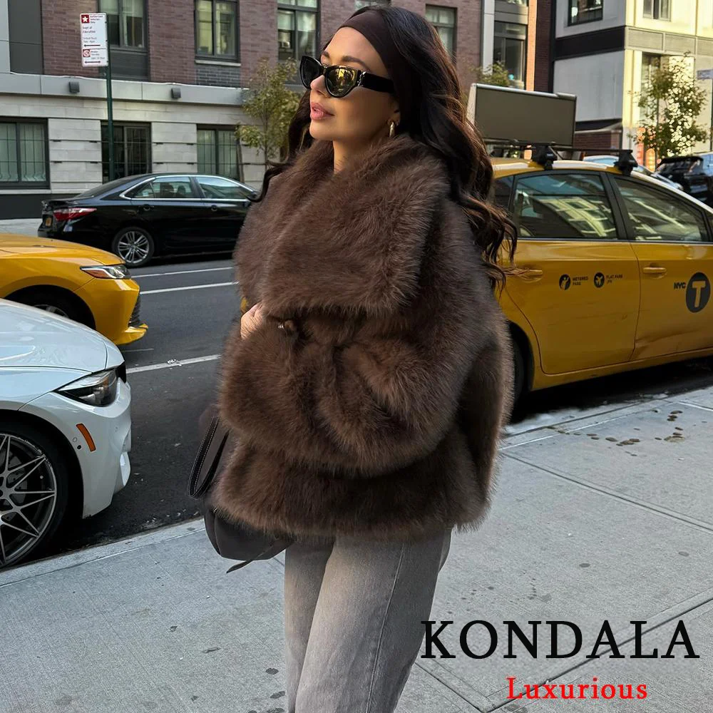 KONDALA سترات نسائية من الفرو السميك باللون البني غير رسمية بأكمام طويلة ورقبة على شكل V للخريف والشتاء معاطف من الفرو الصناعي موضة 2025 ملابس خارجية