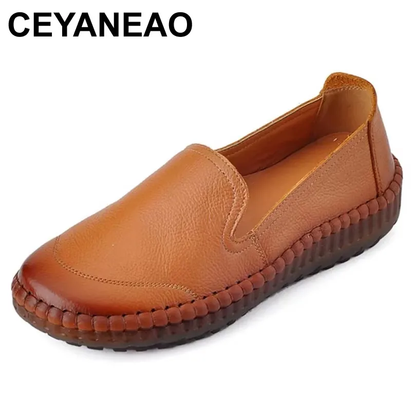 

2025 Genuine Leather Loafers Women Casual Shoes Handmade TPR Bottom Mother Slip On Flats Comfort Sewing Women Shoes Plus Size