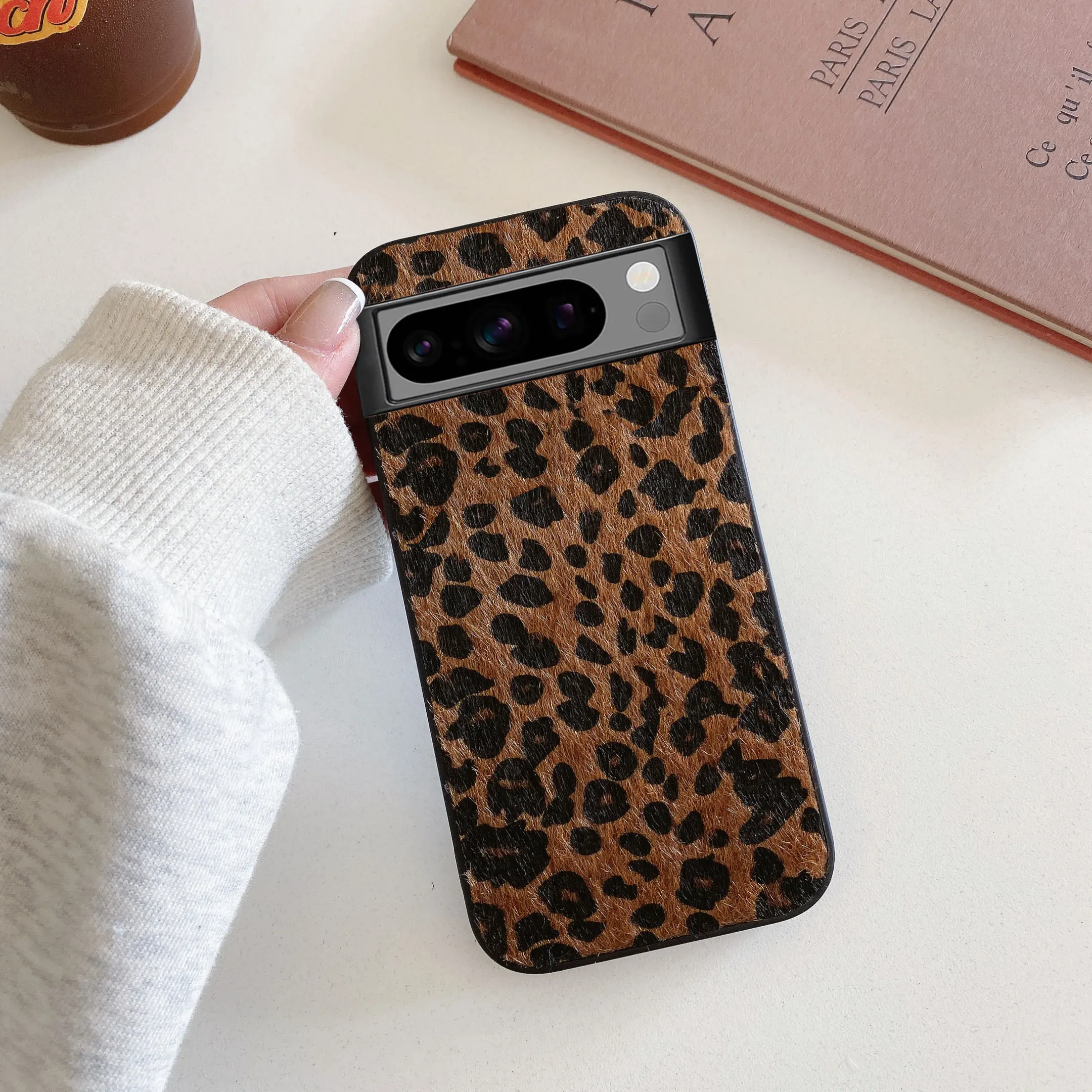 Fashion Retro Leopard Print Plush Textured Phone Case for Google Pixel 10 9 Pro XL 6Pro 7Pro 8Pro 7A 8A 9A 6A Protective Cover