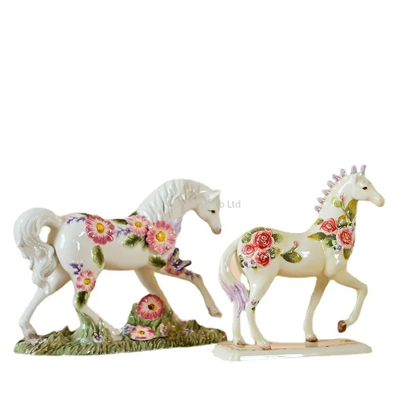 

garden hand-painted ceramic horse ornaments room decoration Feng office furnishings