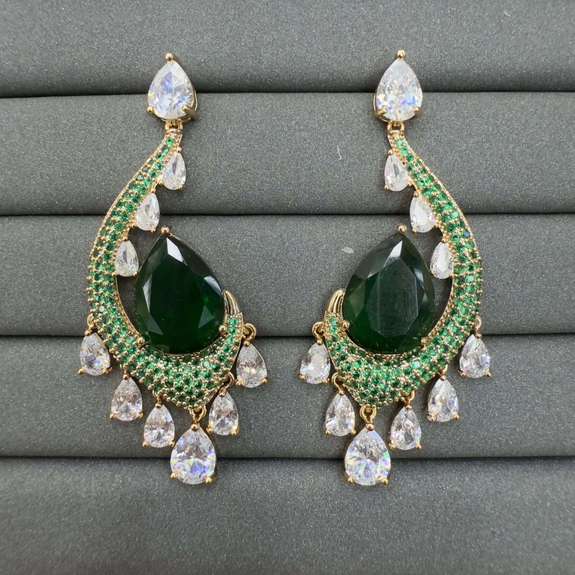 unique-cubic-zirconia-earrings-for-women-jewelry-gala-event-dinner-party-dangling-earrings-teardrop-green-blue-female-gift