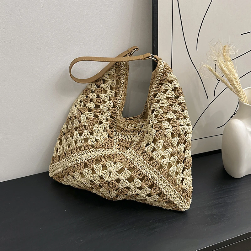Popular Women's Woven Straw Shoulder Bag Medium Size Handbag With Handle For Beach Vacation