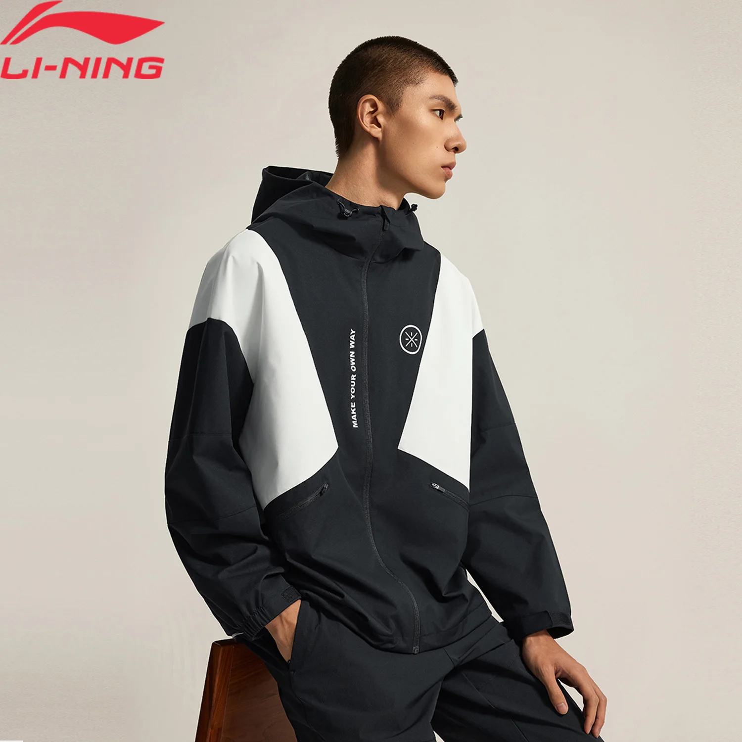 

Li-Ning Men Wade Windbreaker AT PROOF SMART Loose Fit Polyester Comfortable LiNing Stylish Sports Hooded Coats AFDV027